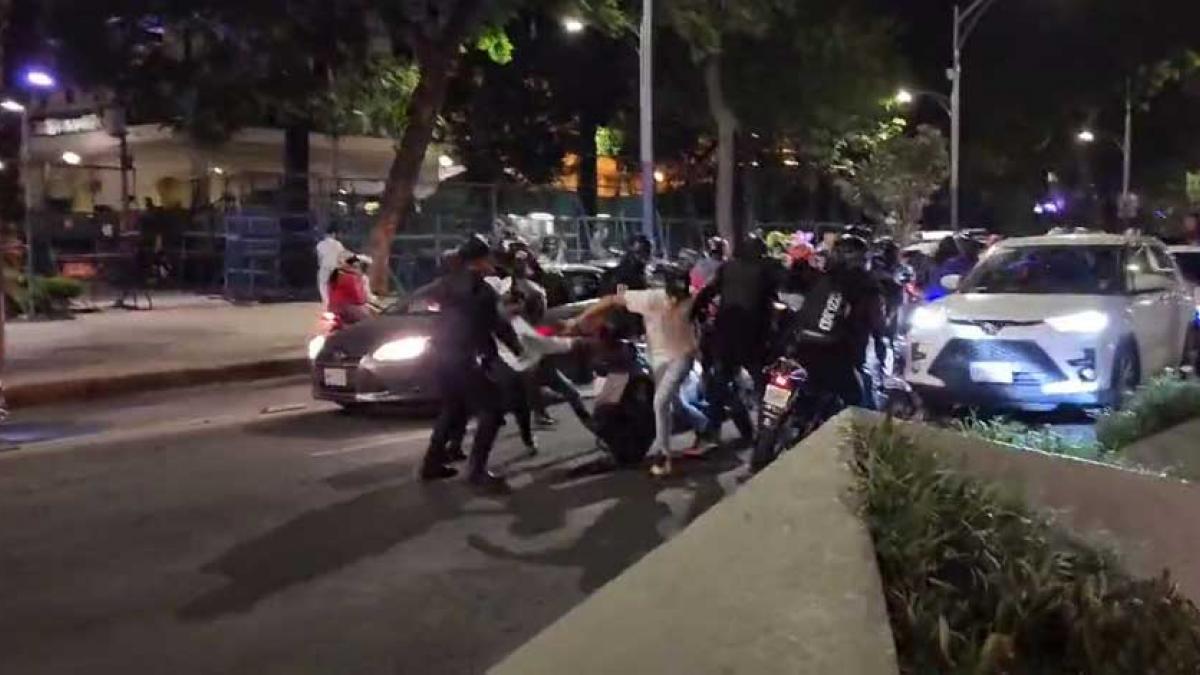 Llevan al corralón 102 motocicletas tras rodada en Paseo de la Reforma