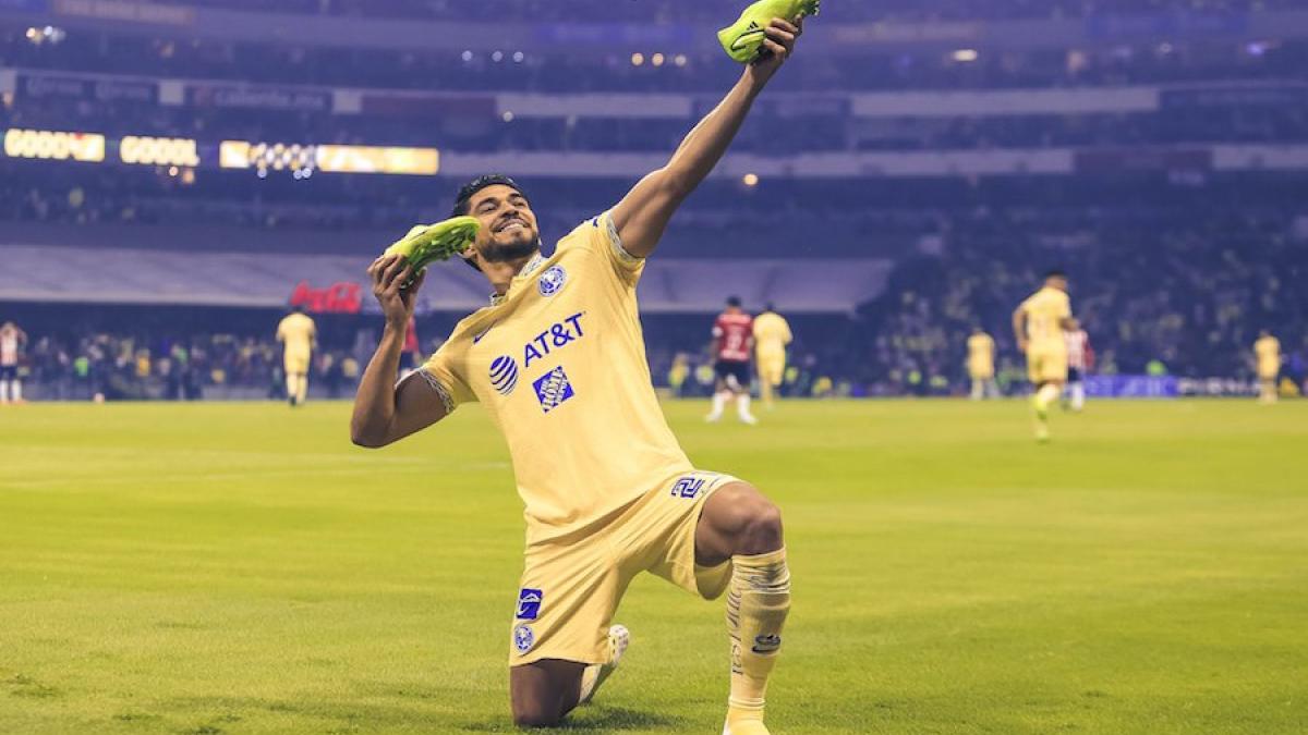 Henry Martín, el primer jugador del América con 10 goles desde 2016