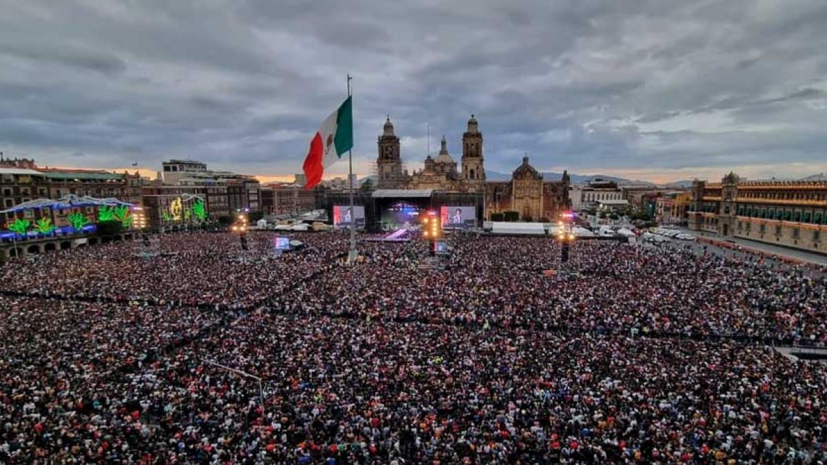 Grupo Firme: Invitan a ver transmisión del concierto en vivo; “El zócalo ya está lleno”, dice Sheinbaum