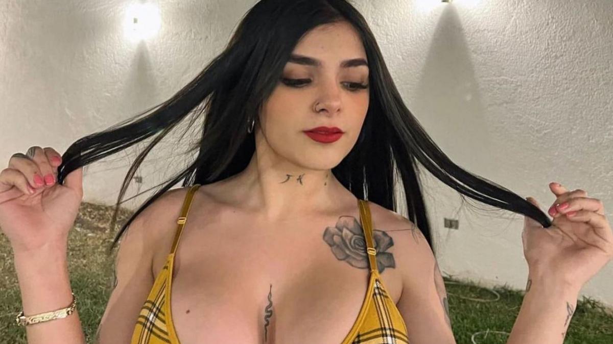 Karely Ruiz explota contra las fans que la comparan con Mona: "¿Dónde quedan sus marchas?"