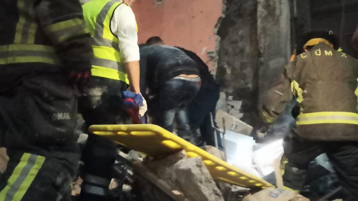 Derrumbe en inmueble del Centro Histórico deja un herido y más de 40 desalojados