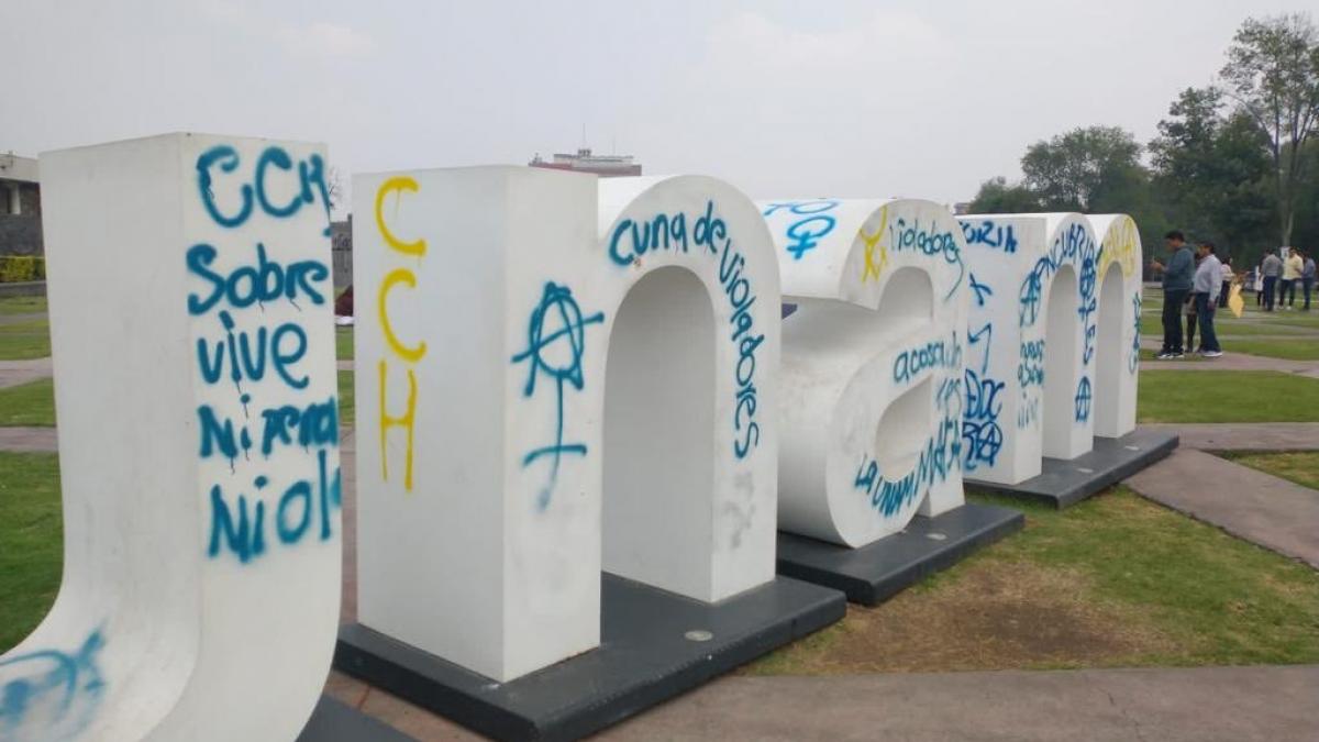 UNAM presenta denuncia por vandalismo contra Torre de Rectoría