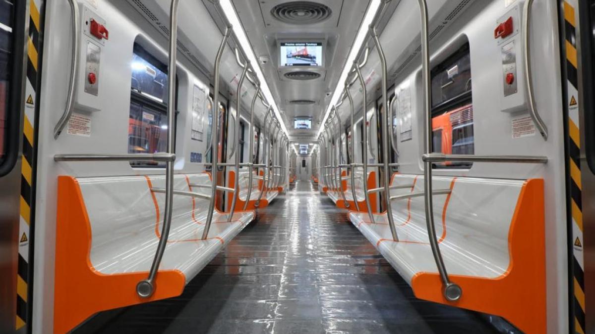 Metro CDMX. Mujer se desmaya y cae a vías de Línea 1, ¿fue por golpe de calor?