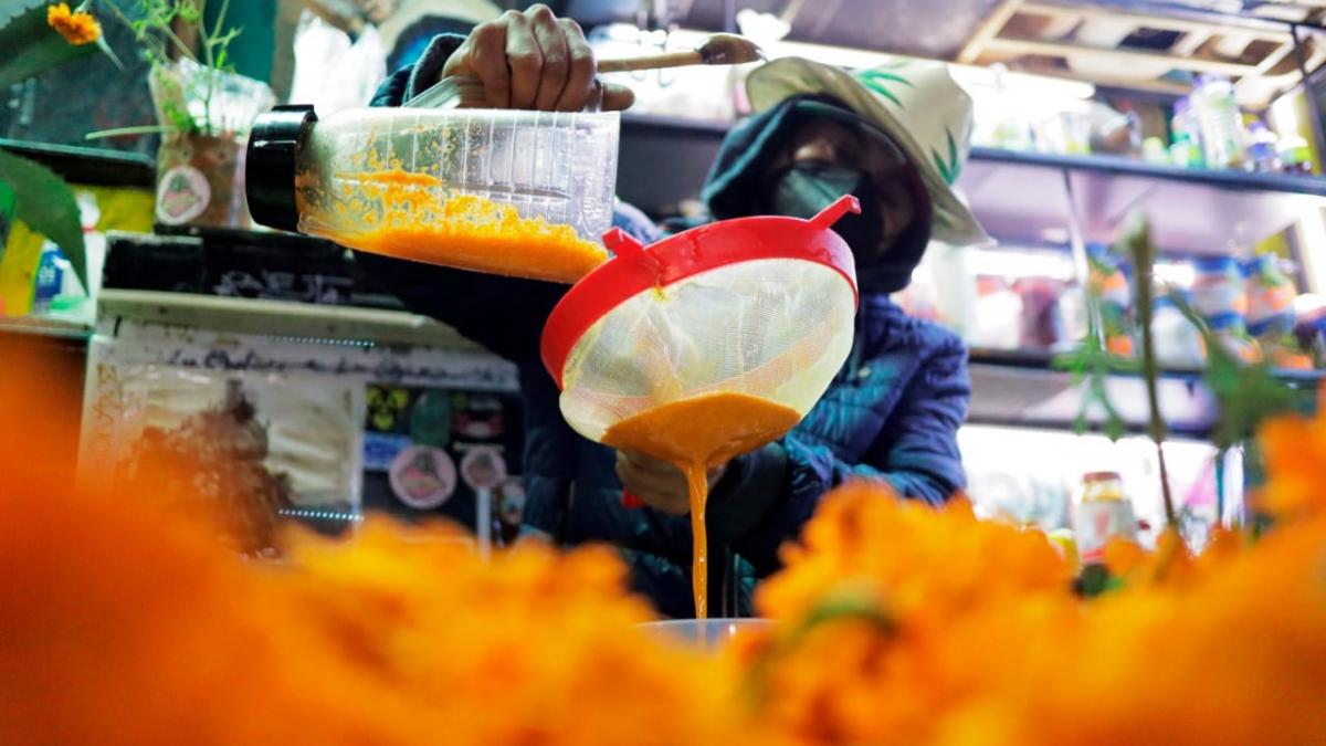 Pulque de cempasúchil en CDMX; te decimos dónde probarlo