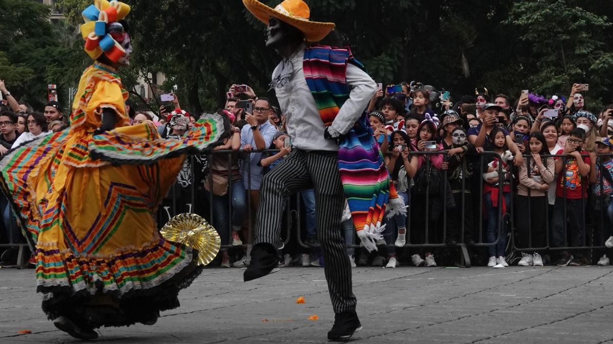 En FOTOS y VIDEO, así fue el Gran Desfile de Día de Muertos 2022 en la CDMX