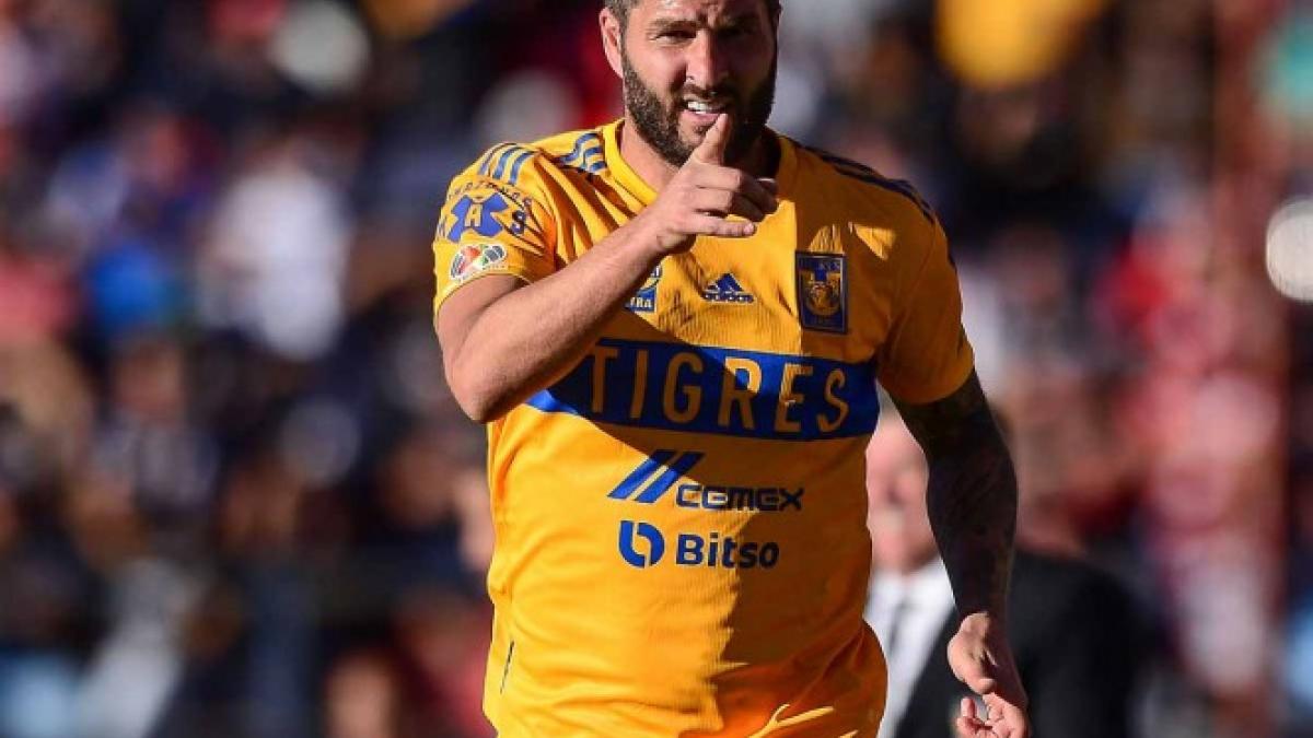 VIDEO: André-Pierre Gignac sale vomitando y desvaneciéndose, tras recibir un balonazo en la nuca