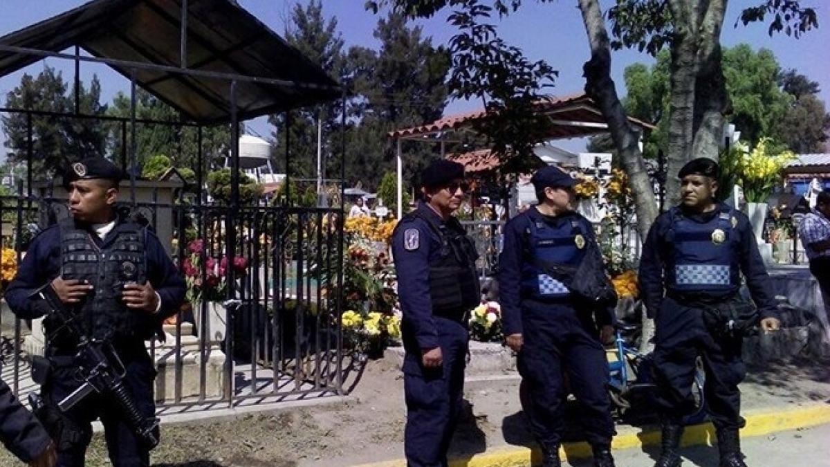 Día de Muertos en CDMX: despliegan a más de 3 mil elementos para seguridad de panteones y romerías