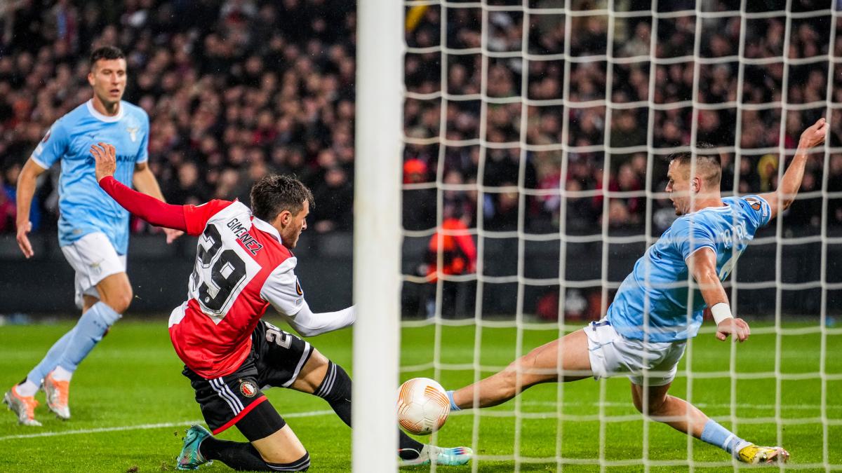 VIDEO: Santiago Giménez anota golazo en duelo entre Feyenoord y Lazio en la Europa League al minuto de entrar de cambio