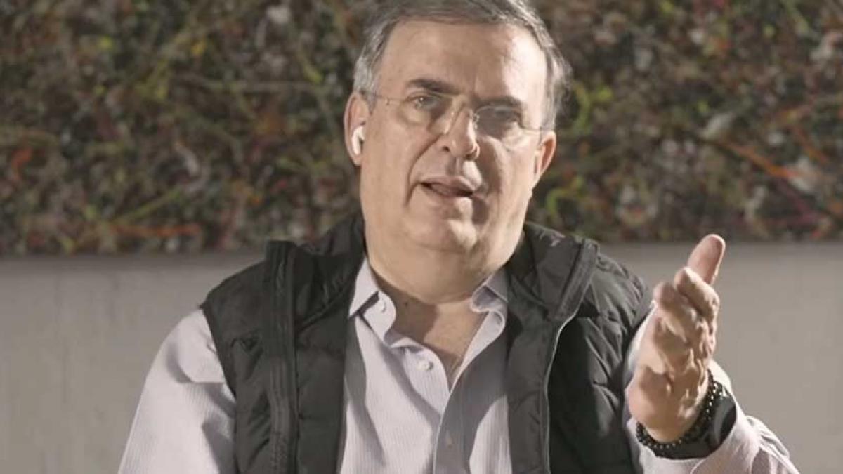 Ebrard destaca "aspectos muy buenos" de la Reforma Electoral en "DiChelo"