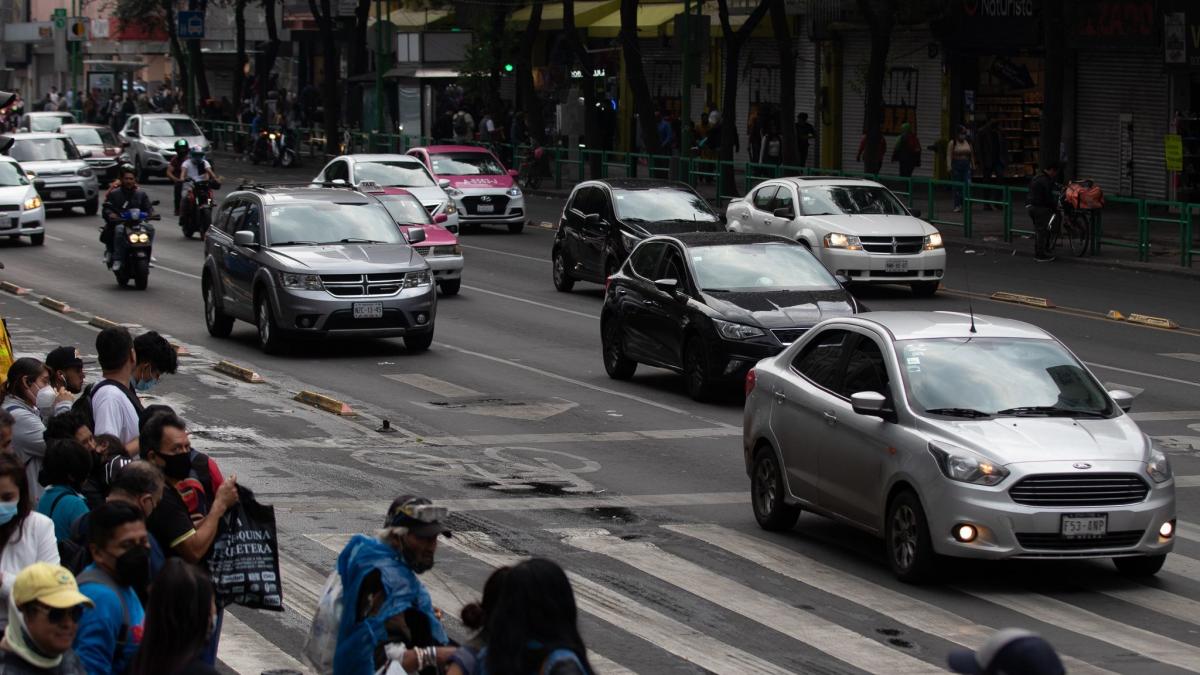 ¡Evita multas! Hoy No Circula aplica para estos autos este sábado 29 de abril