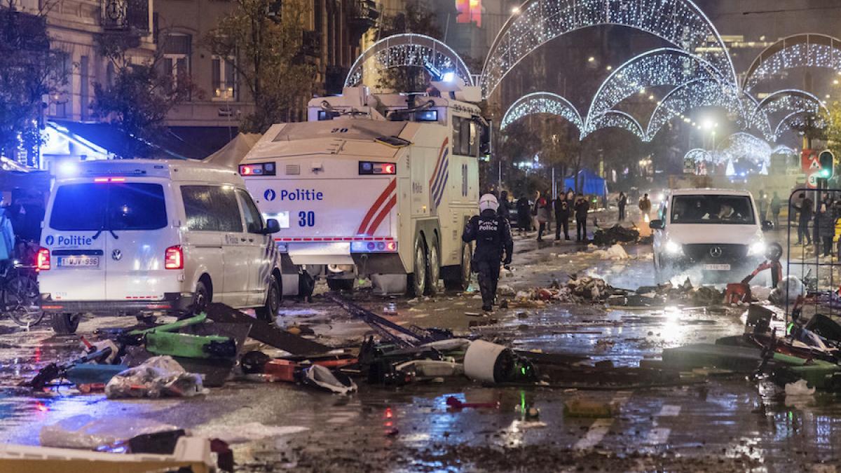 Derrota de Bélgica genera disturbios en Bruselas