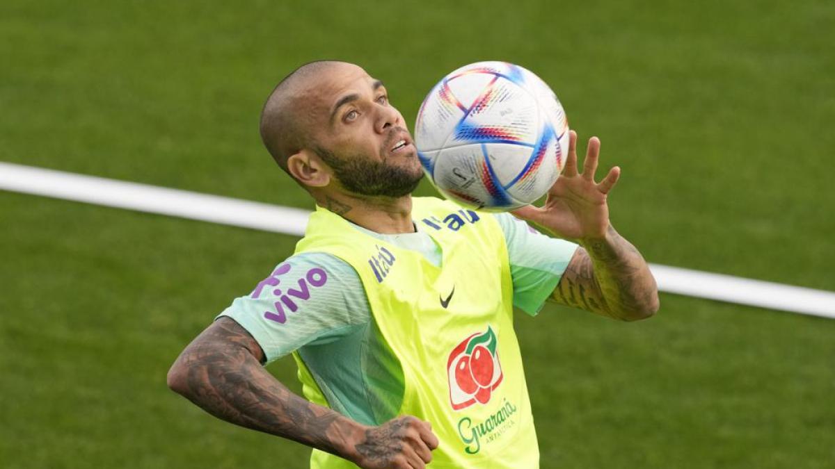 Copa del Mundo Qatar 2022: Dani Alves resalta que lo critican por no estar en un equipo grande; ¿defiende a Pumas?