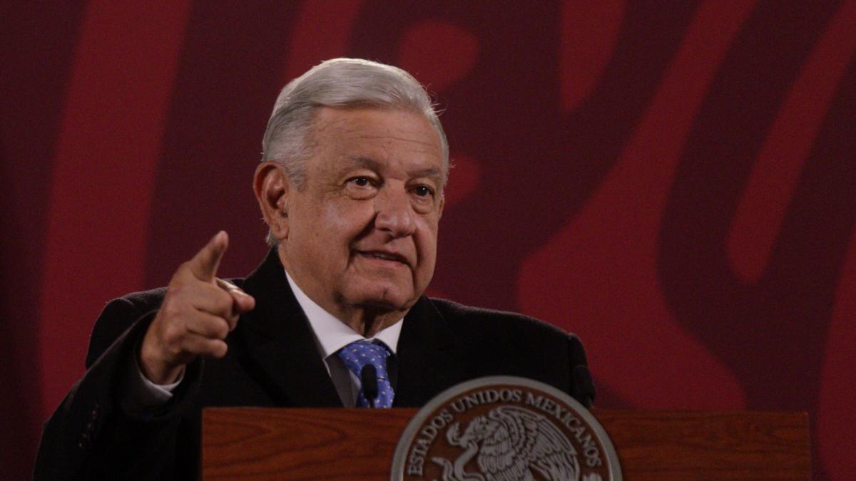 “Eviten caer en excesos”, pide AMLO a “corcholatas” en impulso a candidaturas