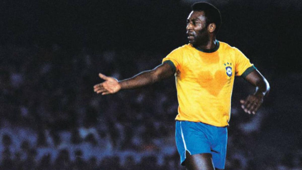 Pelé en México: Cuando un teatro en Guadalajara cerró por un partido del jugador brasileño