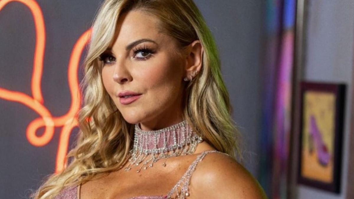 Marjorie de Sousa dice cómo ser madre soltera y Julián Gil explota y le pide ver a su hijo (VIDEO)