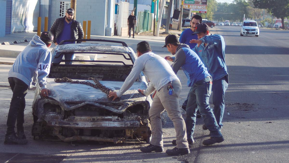 Comienza desahogo de bloqueos en carreteras