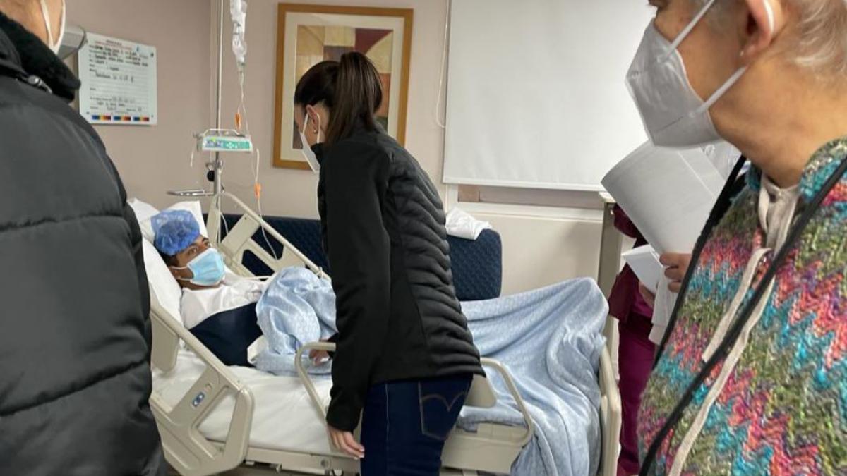 Sheinbaum visita a usuarios del Metro hospitalizados tras accidente en Línea 3