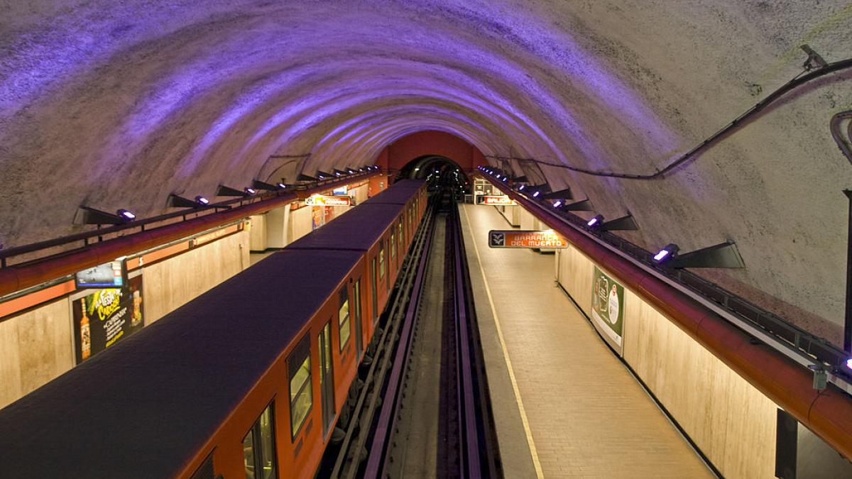 Línea 7 del Metro. ¿Es un refugio antibombas? Éste y otros mitos se cuentan sobre sus estaciones