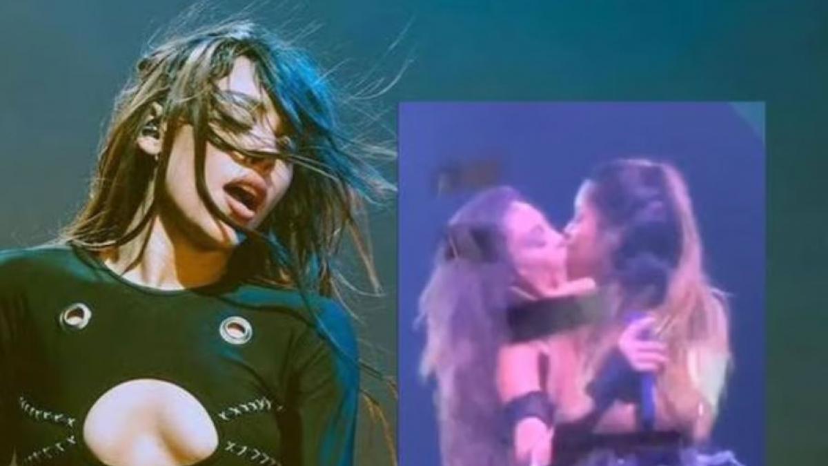 Danna Paola besa a una de sus bailarinas en la boca en pleno concierto: "la favorita de Dios" (VIDEO)