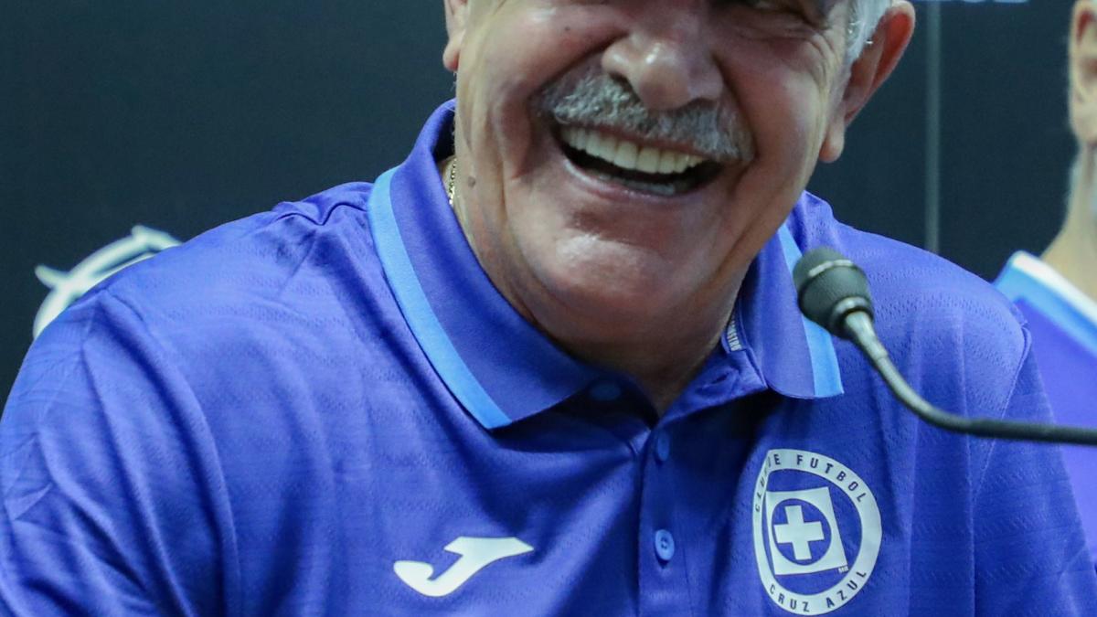 Cruz Azul: ¿Qué prometió el 'Tuca' Ferretti en su presentación como DT de La Máquina? (Video)