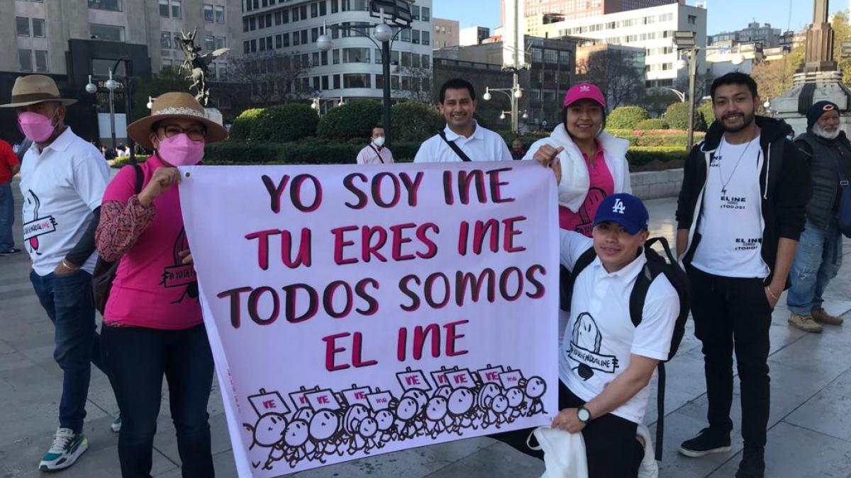 Marcha en defensa del INE. Inicia concentración de ciudadanos en el Centro