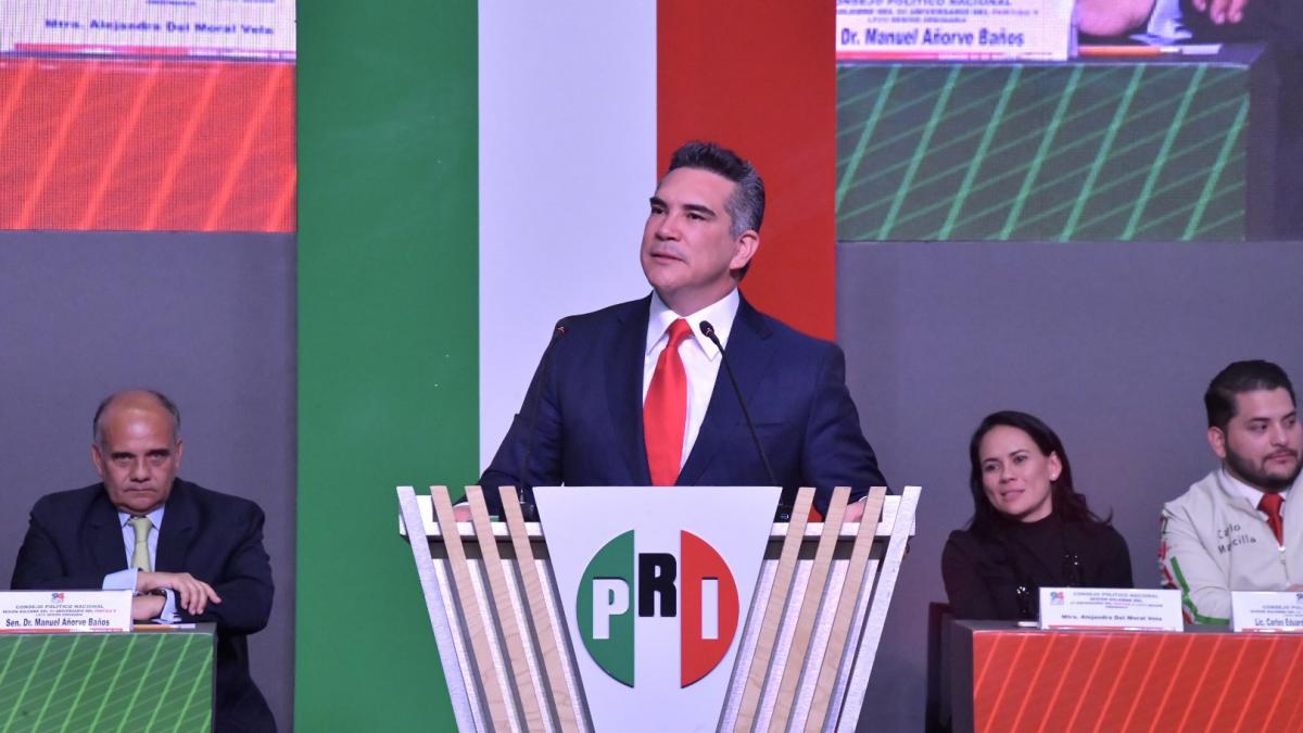 'México vivió su mejor época con el PRI', responde 'Alito' a críticas contra partido