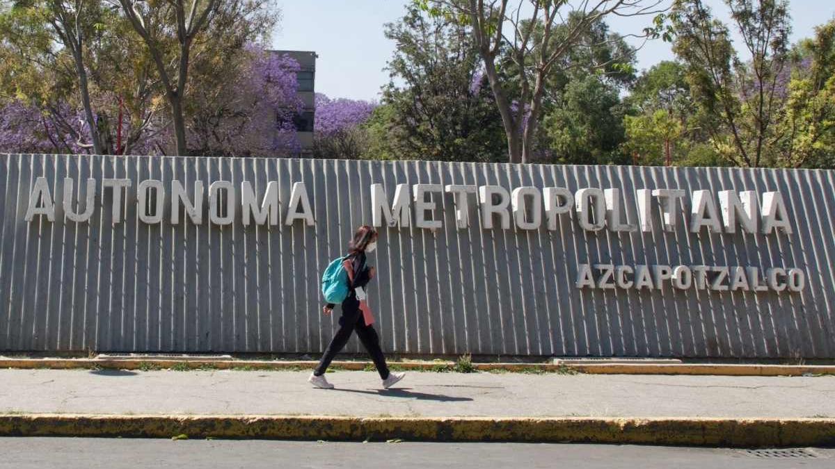 UAM, cerca de un mes en paro; alumnas demandan respuestas y autoridades, diálogo