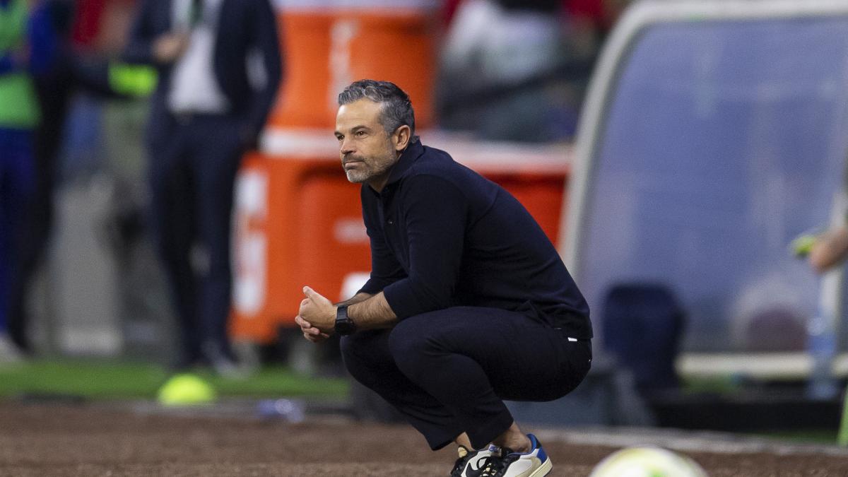 ¡ADIÓS! Rafa Puente deja de ser director técnico de los Pumas