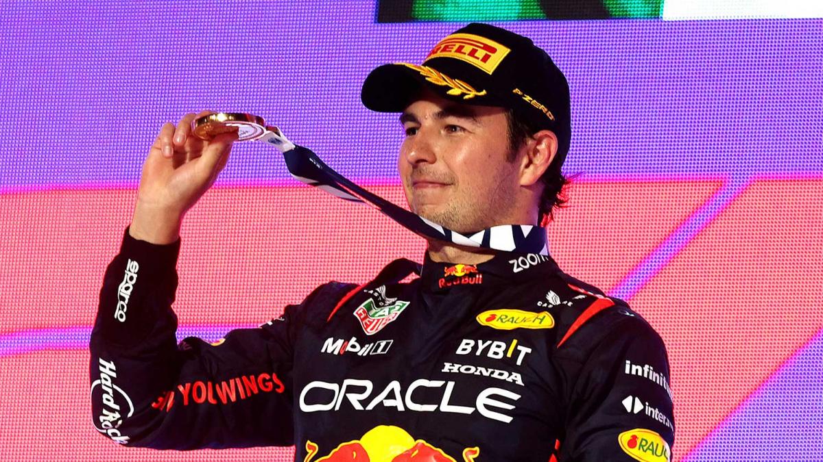 Checo Pérez: Max Verstappen vuelve a atacar al mexicano y la “guerra” está declarada en Red Bull