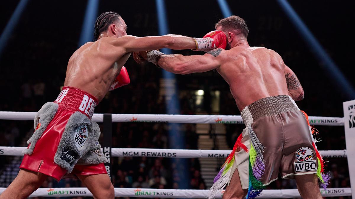 David Benavidez vs Caleb Plant | Resumen y ganador de la pelea de box (VIDEO)