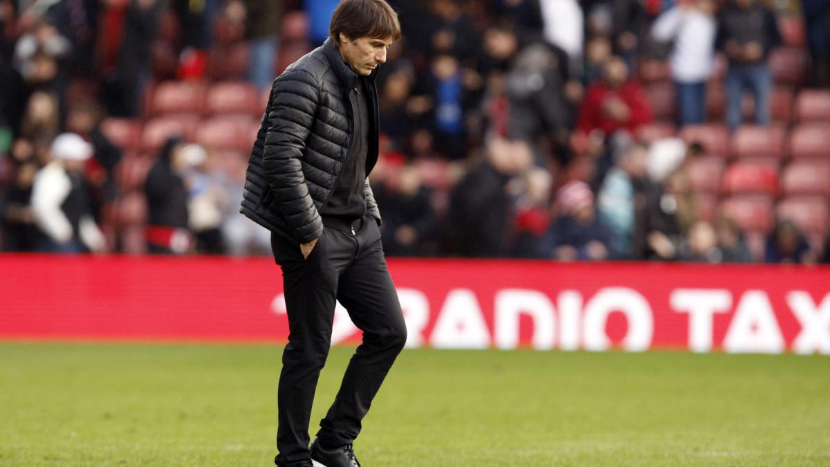 Antonio Conte manda mensaje a los Spurs después de su despido