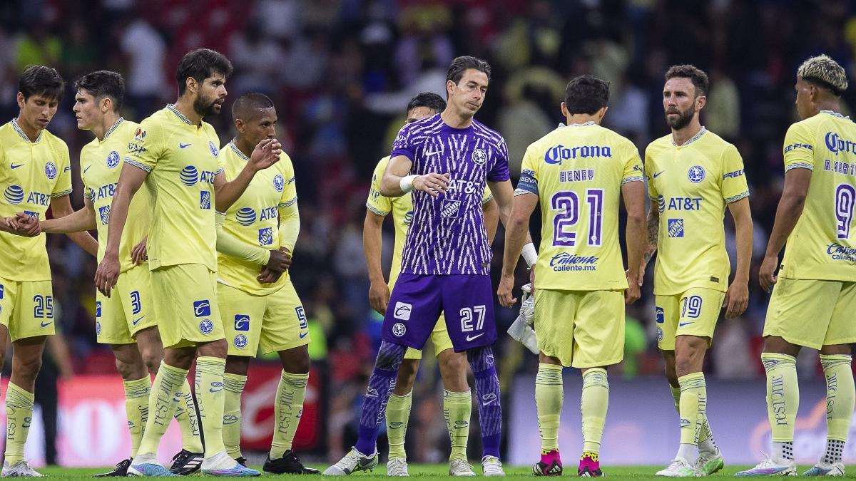 América SEPARA del primer equipo a este jugador y lo manda a entrenar con la Sub 20 por un increíble motivo