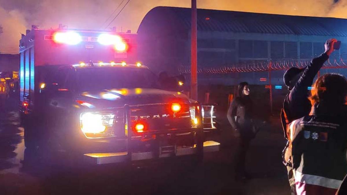 Fiscalía capitalina abre investigación por incendio en la Central de Abasto