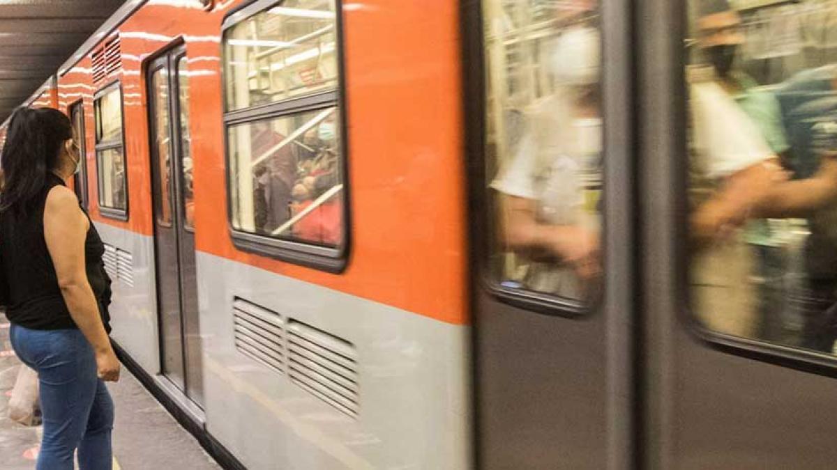 Metro CDMX. Constantes retrasos en Línea A responden a escasez de trenes, reportan