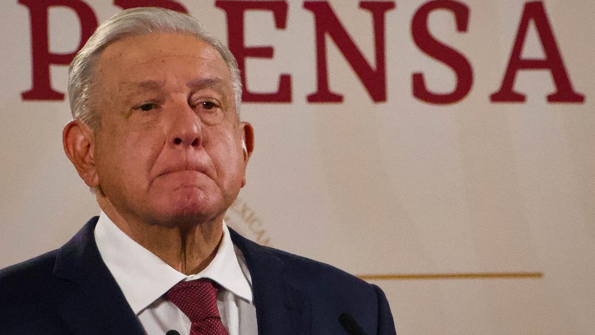 Congreso de Perú declara oficialmente persona non grata a AMLO