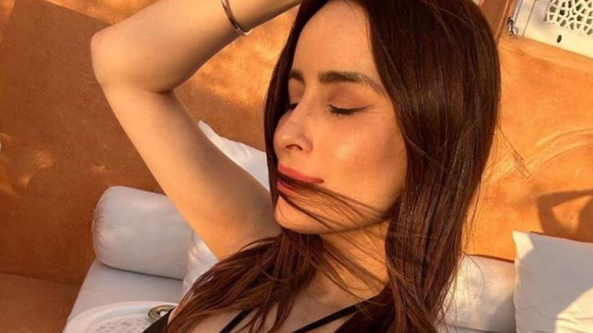 Cynthia Rodríguez enamora al mostrar su pancita de embarazada en muy poca ropa (FOTOS)