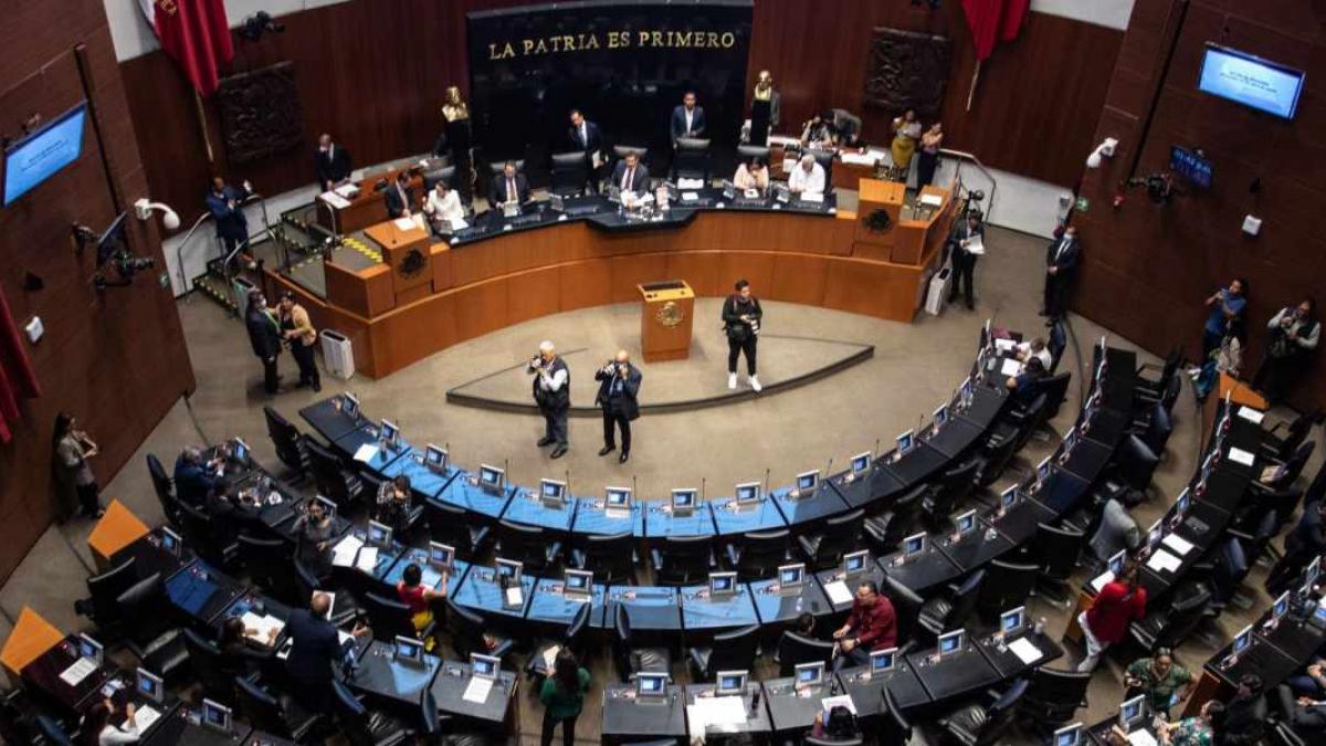 Senado alista extra por nombramientos en Inai