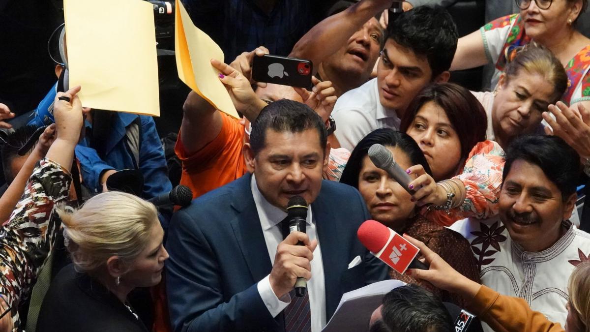 Senado alista sesión en sede de Xicoténcatl por toma de tribuna