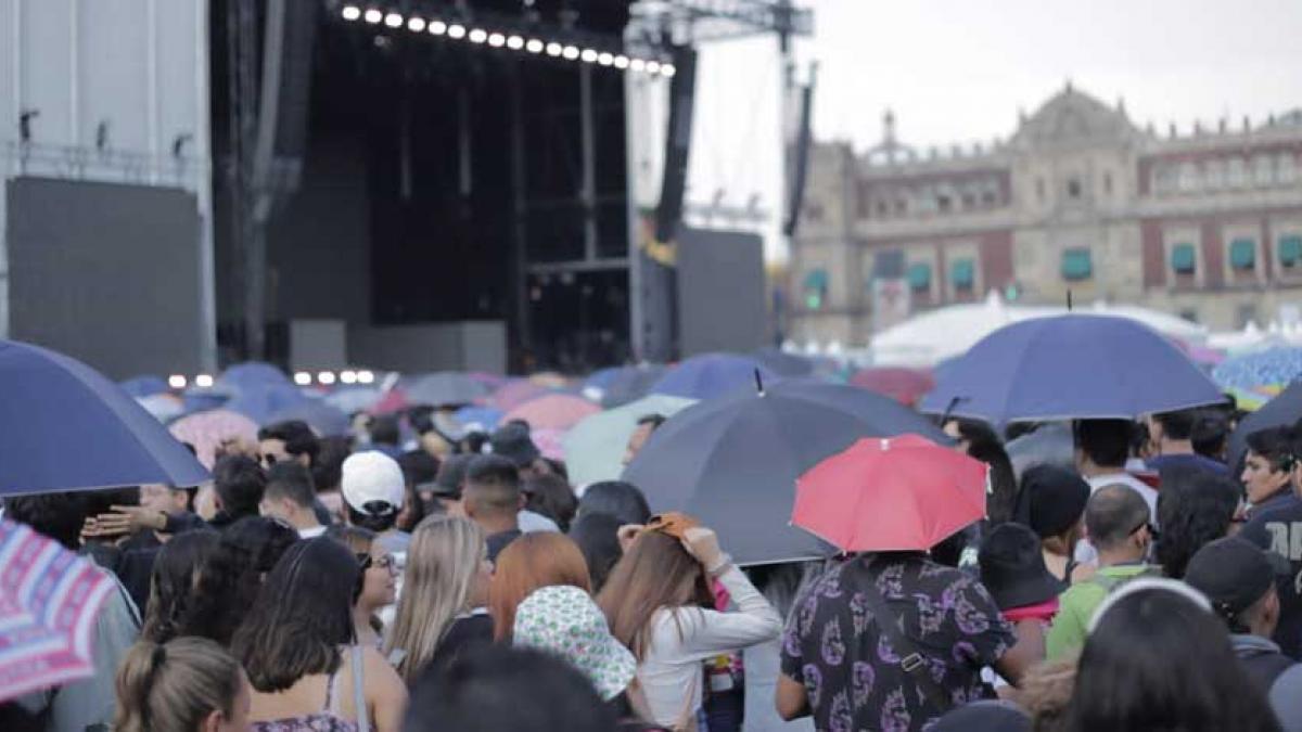 Rosalía en el Zócalo. Caen 6 por robo de celulares en concierto de la 'Motomami'