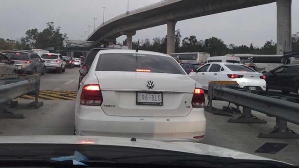 Autopista México-Cuernavaca registra carga vehicular intensa en dirección CDMX