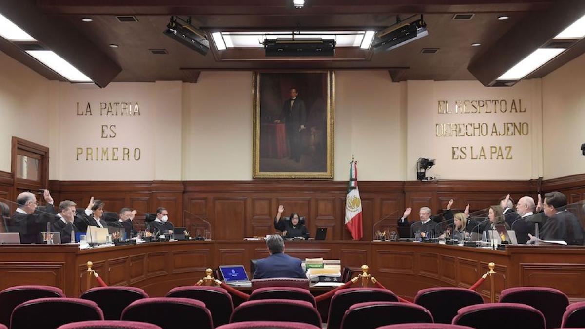 Diputados de Morena solicitan un juicio político en contra de ministros de la SCJN