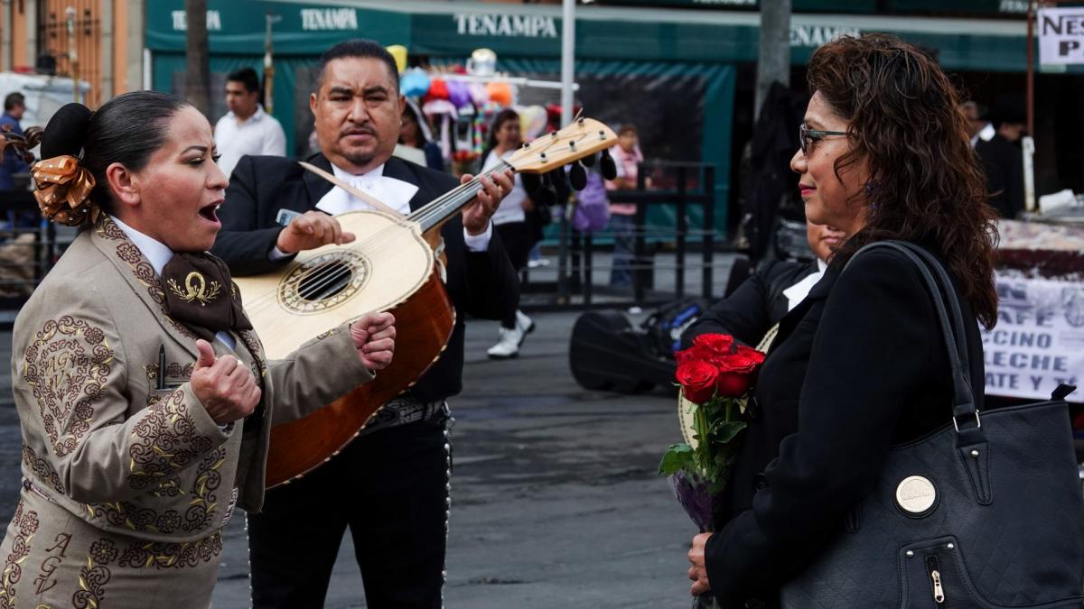 Día de las Madres. En Garibaldi, entonan “Amor Eterno”