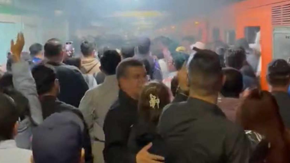 Metro CDMX. Lata de aluminio provoca humo en la estación Garibaldi de Línea B. VIDEO