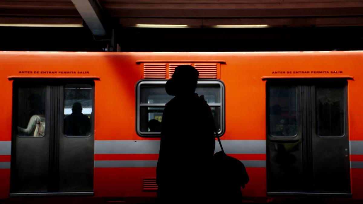 Metro CDMX reporta avance lento de trenes en 6 líneas debido a lluvia