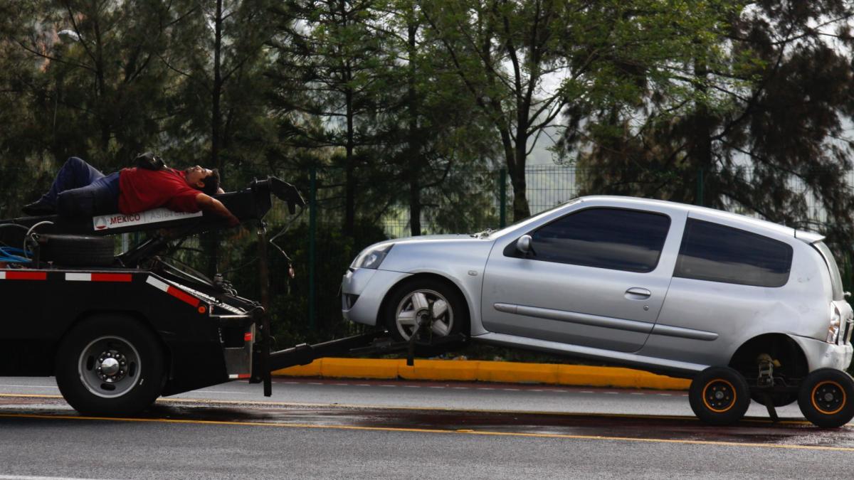 Autos accidentados ya podrán moverse para evitar tráfico; cambian reglas de aseguradoras