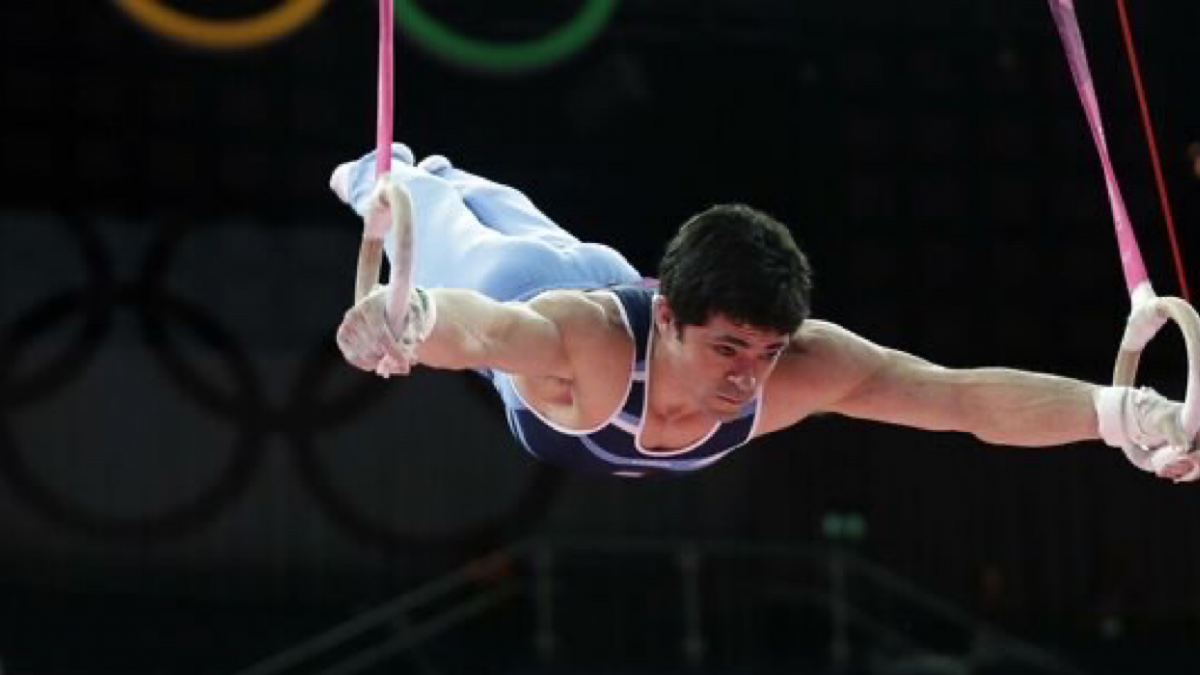 Federico Molinari, gimnasta argentino, recibe denuncia por acosar a una menor de edad que era aprendiz de su esposa