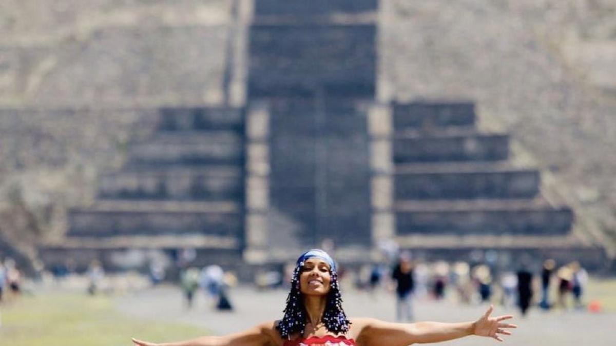 Alicia Keys ilumina las pirámides de Teotihuacán con su belleza: 'Mágico'