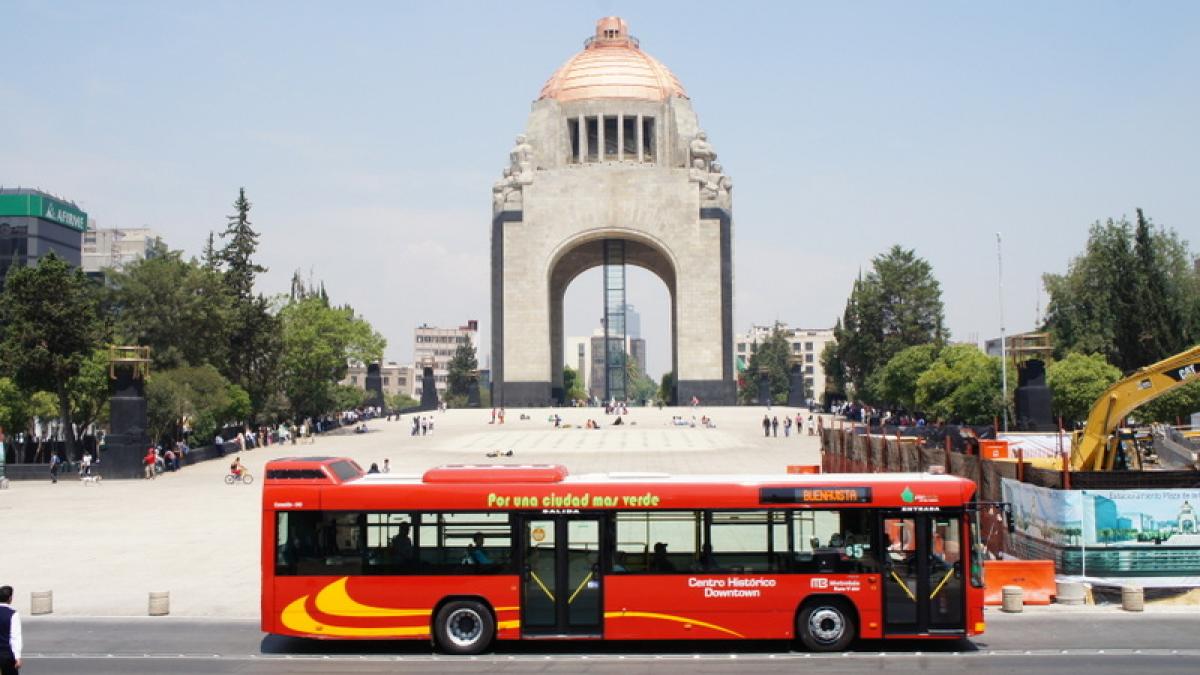 Estas estaciones del Metrobús cerrarán por concierto de Intocable en el Monumento a la Revolución