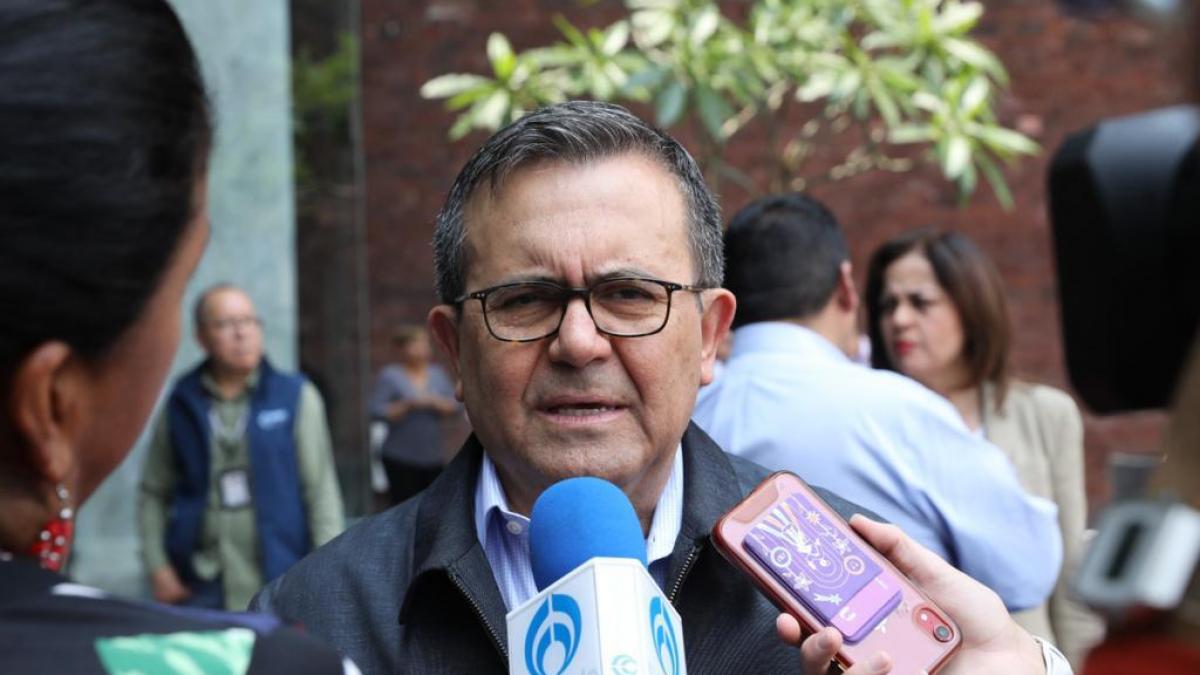 Ildefonso Guajardo reprueba plan de firmas del PAN