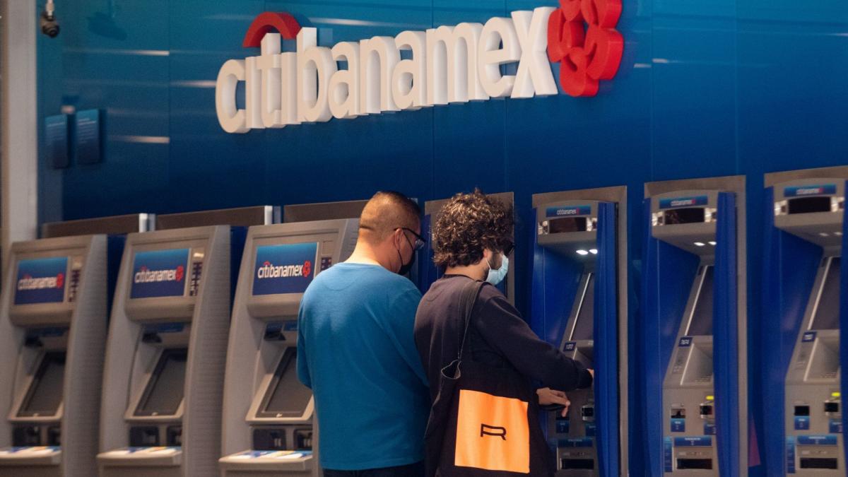 ¡Asunto aclarado! Gobierno desistió de compra de Banamex por cuestiones de tiempo: AMLO